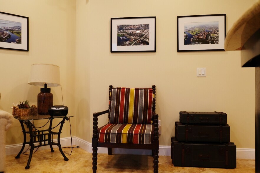 More Photos Of 3307 Northlake Blvd, Palm Beach Gardens Office For Sale