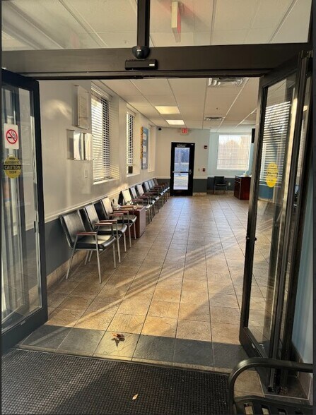 More Photos Of 645 Roy Wilkins Ave, Louisville Medical For Lease