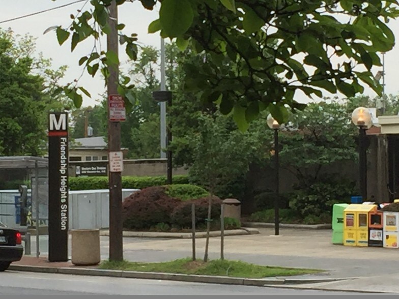 More Photos Of 5247 Wisconsin Ave NW, Washington Office For Lease