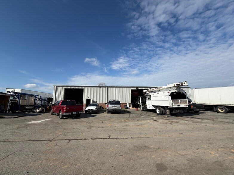 More Photos Of 419 Hamilton Crossing Rd NW, Cartersville Industrial For Sale