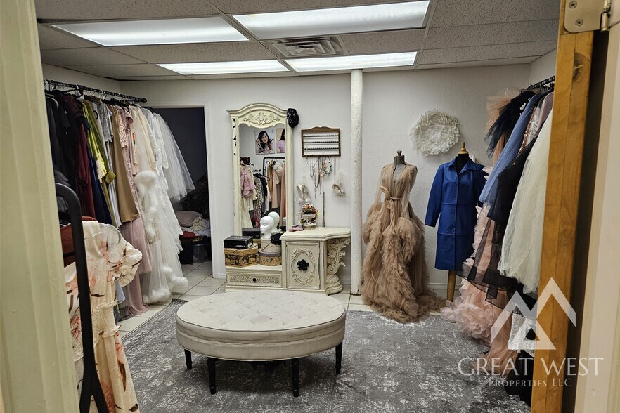 More Photos Of 59 W Main, Duchesne Freestanding For Sale
