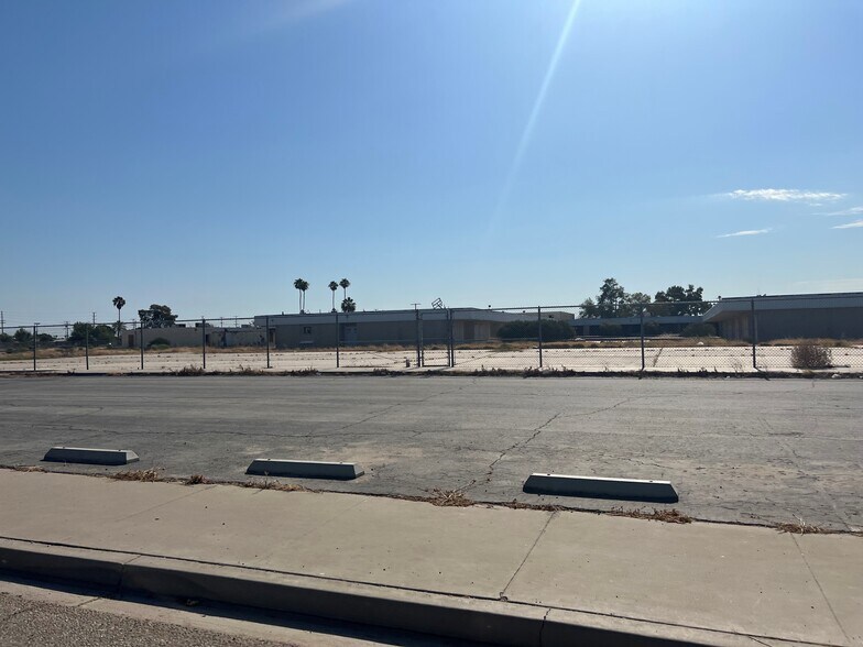 More Photos Of 401 S 3rd St, Blythe Religious Facility For Sale