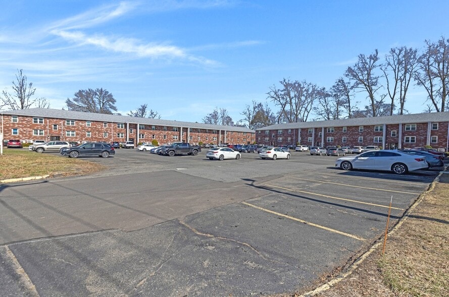 More Photos Of 131-155 River St, West Springfield Apartments For Sale