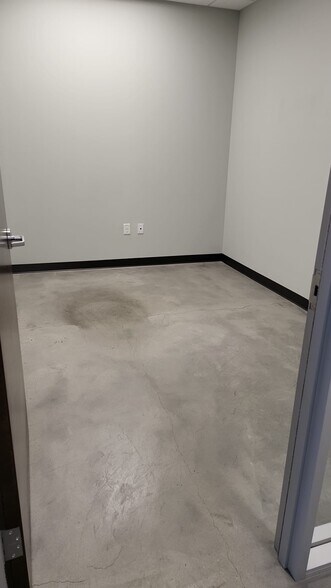 More Photos Of 3150 Rogers Rd, Wake Forest Medical For Sale