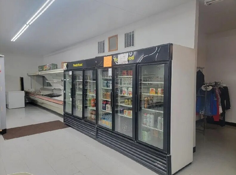 More Photos Of O E Railroad St, Kendall Freestanding For Sale