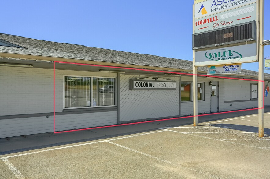More Photos Of 708 Ekastown Rd, Sarver General Retail For Sale