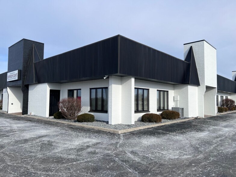 More Photos Of 9111 Broadway St, Merrillville Office For Lease