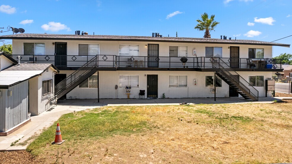 More Photos Of 3940 E Burns Ave, Fresno Apartments For Sale