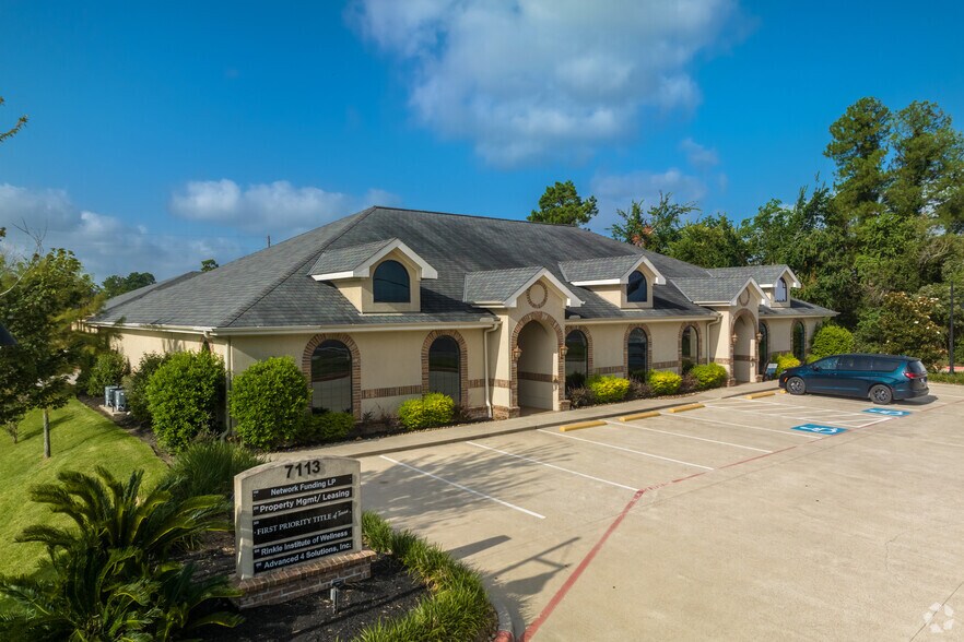 More Photos Of 7115 FM 2920, Spring Unknown For Lease