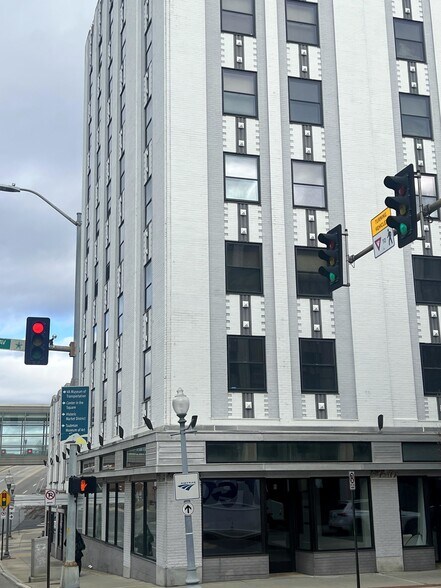 More Photos Of 131 Campbell Ave SW, Roanoke Apartments For Lease