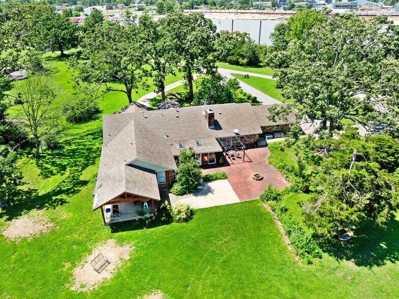 More Photos Of 400 W Lilac St, Rogers Land For Sale