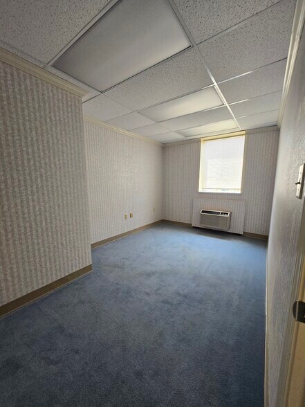 More Photos Of 1104 Fernwood Ave, Camp Hill Office For Lease