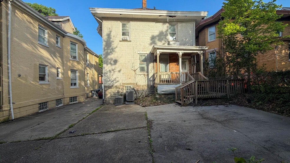 More Photos Of 2478 Paris St, Cincinnati Multifamily For Sale