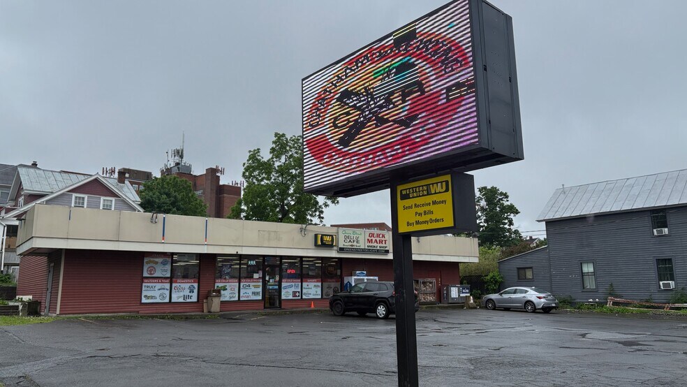 Primary Photo Of 67-69 Green St, Hudson Convenience Store For Sale