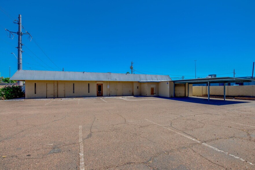 More Photos Of 4496 N Black Canyon Fwy, Phoenix Office Residential For Sale