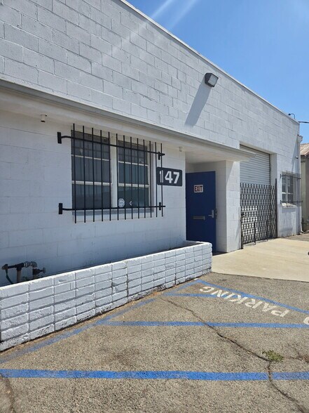 Primary Photo Of 147 W 155th St, Gardena Light Manufacturing For Sale