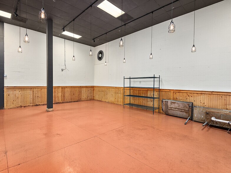 More Photos Of 41-61 N Merrimon Ave, Asheville Apartments For Lease