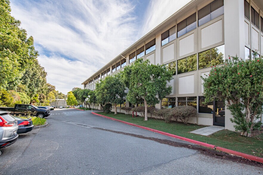 More Photos Of 1001 Sneath Ln, San Bruno Medical For Lease