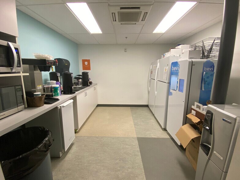 More Photos Of 216-218 W Water St, Charlottesville Loft Creative Space For Lease