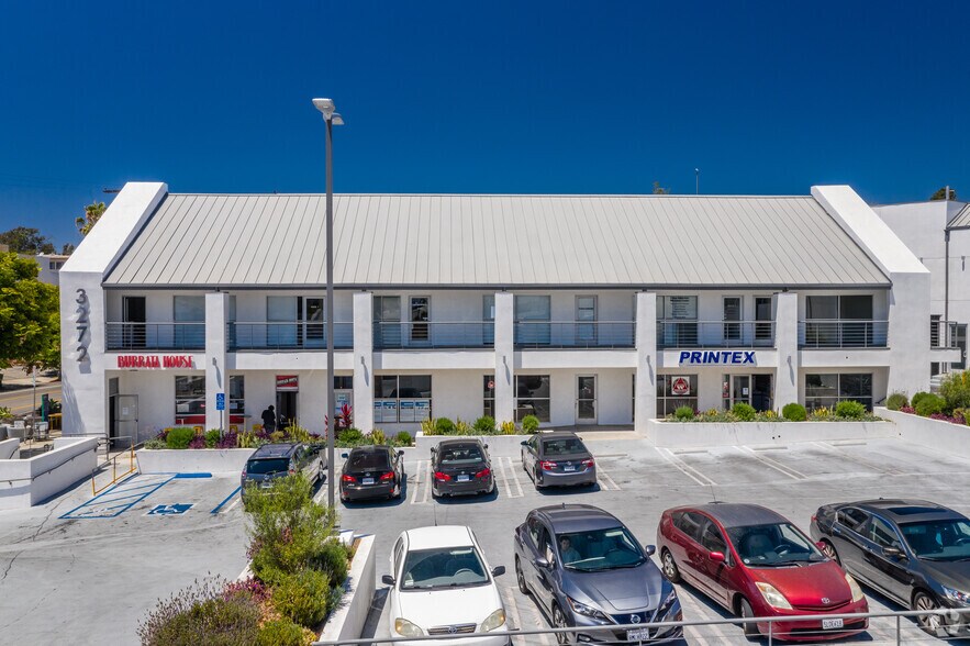 More Photos Of 3272 Motor Ave, Los Angeles Unknown For Lease