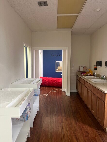 More Photos Of 5909 Camden St, Oakland Daycare Center For Sale