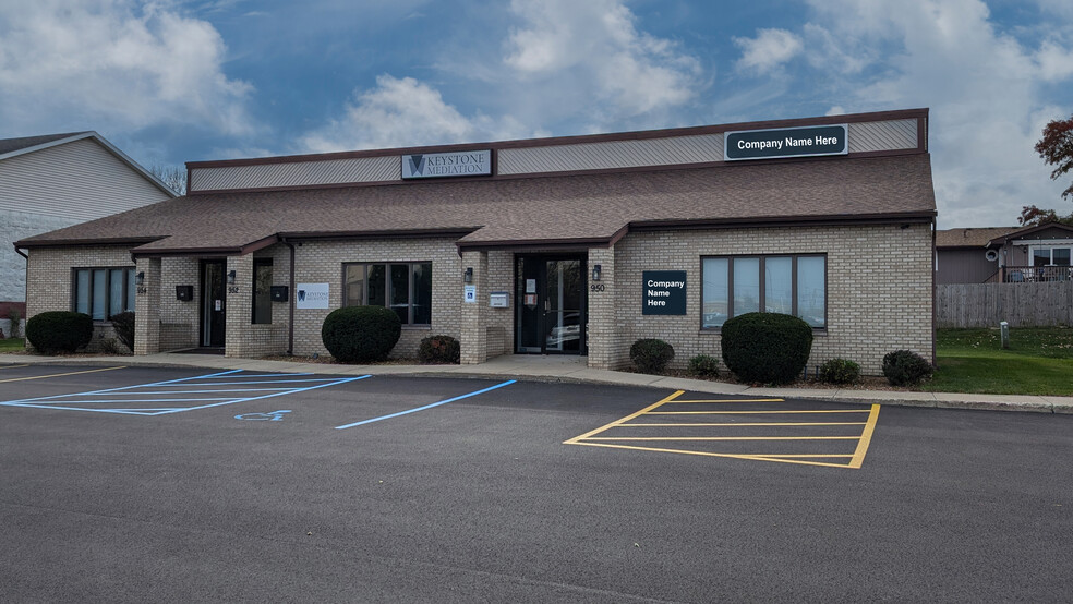 Primary Photo Of 950 Richard Rd, Dyer Office For Lease