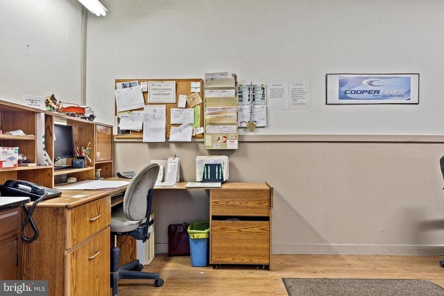 More Photos Of 5373 Chestnut Ave, Vineland Auto Repair For Sale