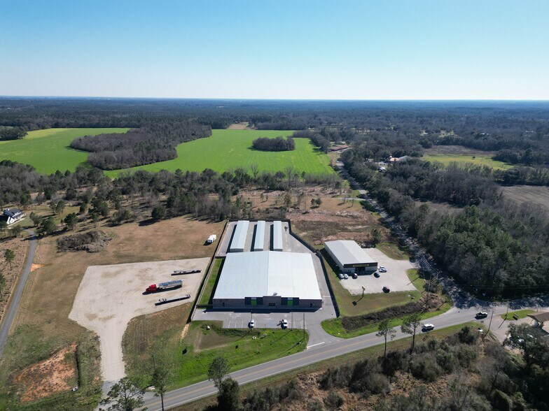 More Photos Of 11967 Airport Blvd, Mobile Self Storage For Sale