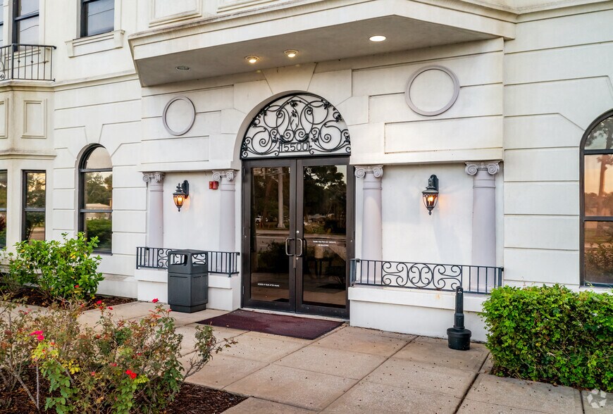 More Photos Of 15500 Roosevelt Blvd, Clearwater Office For Lease