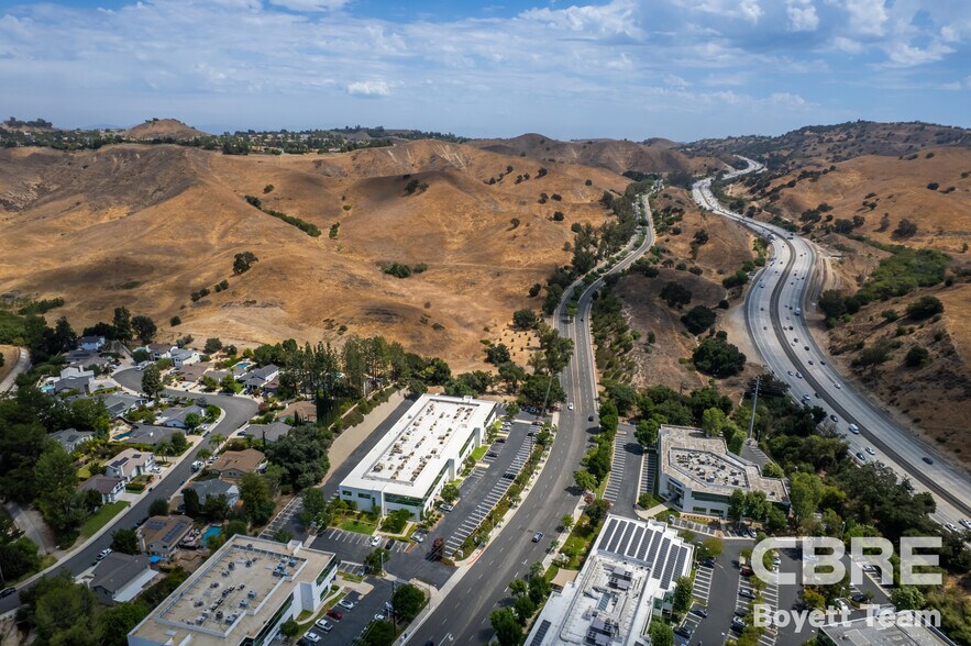 More Photos Of 26025 Mureau Rd, Calabasas Office For Sale
