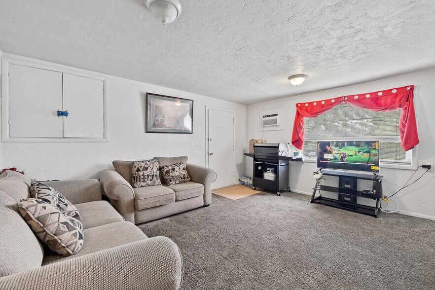 More Photos Of 1304 W Hopkins St, Pasco Apartments For Sale