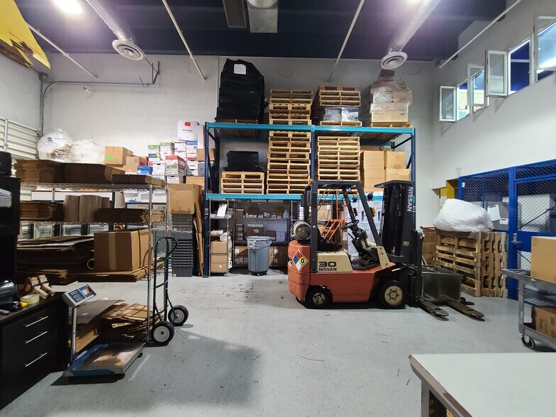 More Photos Of 13850 SW 143rd Ct, Miami Warehouse For Sale
