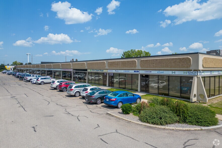 More Photos Of 2135 32nd Ave NE, Calgary Warehouse For Lease