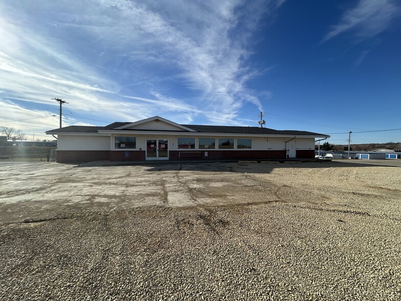 Primary Photo Of 201 W Highway 30, Toledo Convenience Store For Sale