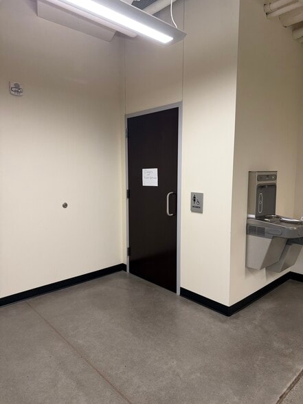 More Photos Of 215 Riverfront Ter, Eau Claire Office For Lease