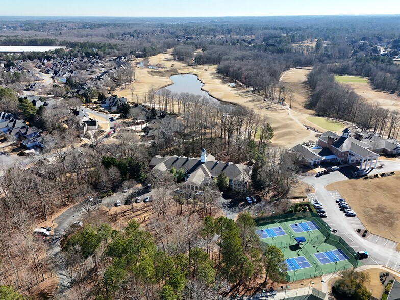 More Photos Of 425 Country Club Dr, Stockbridge Healthcare For Sale