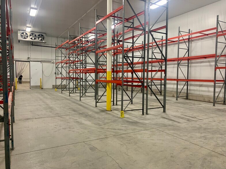 More Photos Of 910 Progress Dr, Richmond Industrial For Lease