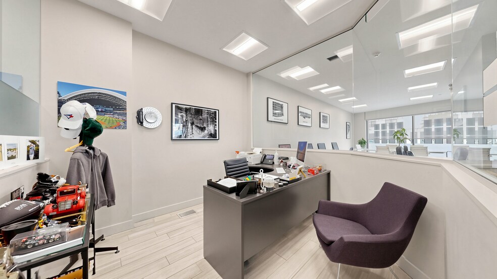 More Photos Of 1909-1911 Avenue Rd, Toronto Storefront For Lease