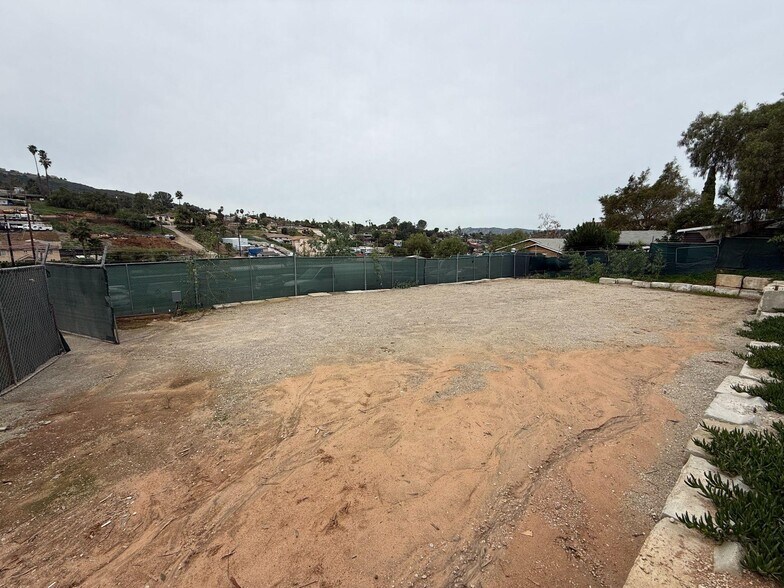 More Photos Of 8755 Winter Gardens Blvd, Lakeside Land For Lease