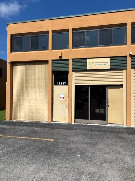 Primary Photo Of 12201-12239 SW 132nd Ct, Miami Light Distribution For Lease