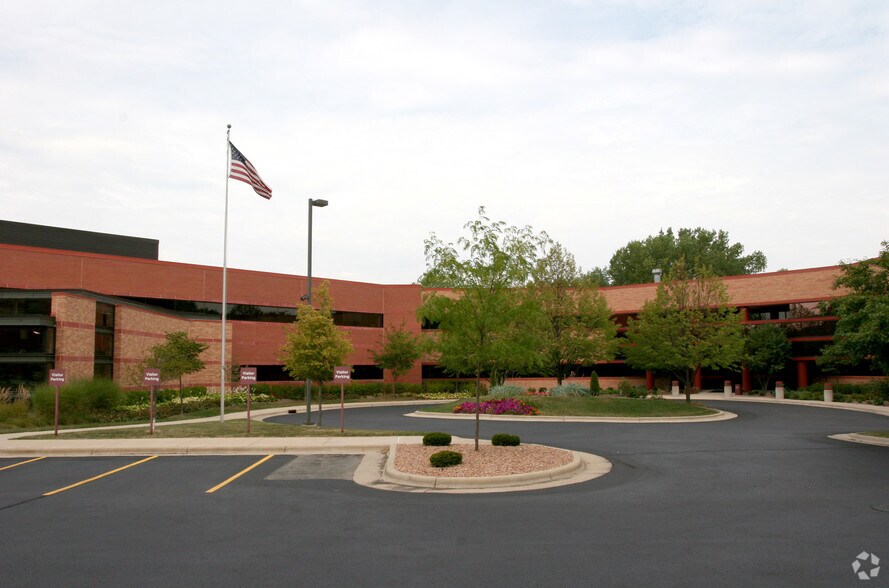 More Photos Of 45 Nob Hill Rd, Madison Office For Lease