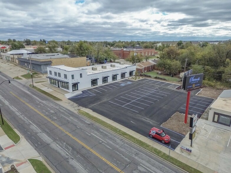 More Photos Of 1820 NE 23rd St, Oklahoma City General Retail For Lease