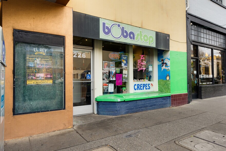 More Photos Of 230 W 2nd St, Chico Theater Concert Hall For Sale