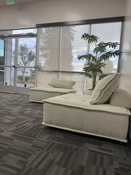 More Photos Of 407 Mathew St, Santa Clara Manufacturing For Sale