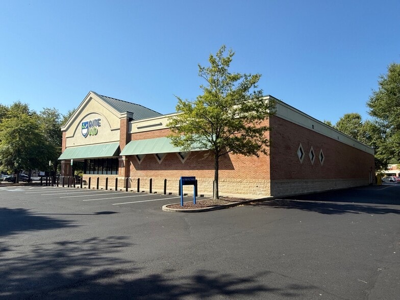 More Photos Of 11011 Manklin Creek Rd, Berlin Drugstore For Lease