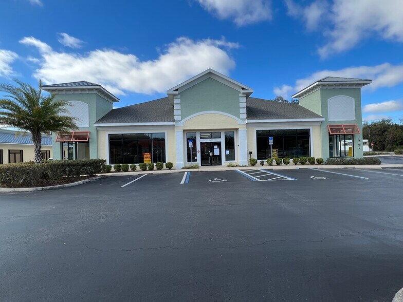 More Photos Of 16770 S Us Highway 441, Summerfield Unknown For Lease