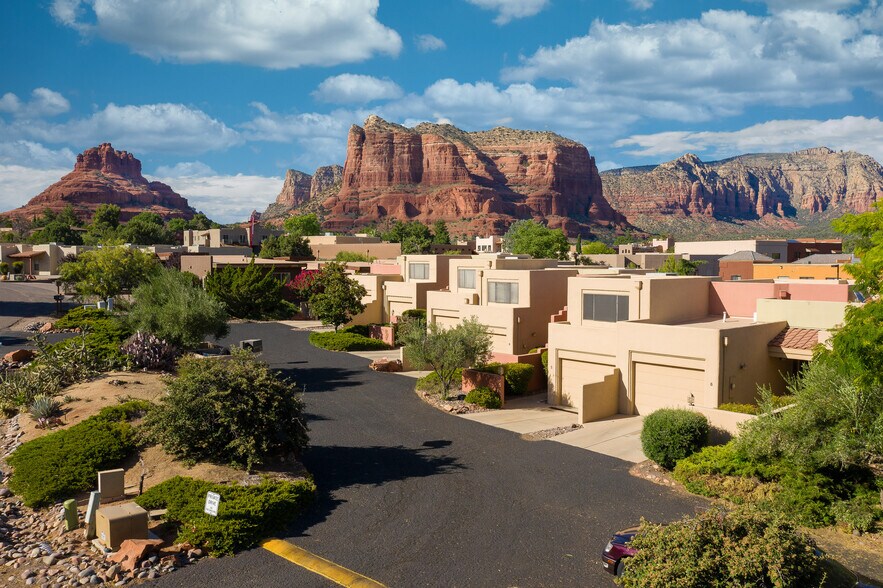 Primary Photo Of 105 Sugarloaf Rd, Sedona Apartments For Sale