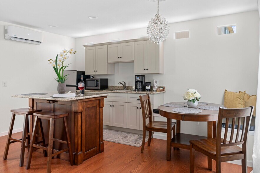 More Photos Of 1470 S Cranes Mill Rd, New Braunfels Lodge Meeting Hall For Sale