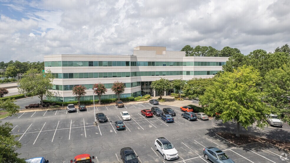 More Photos Of 1919 Commerce Dr, Hampton Office For Lease