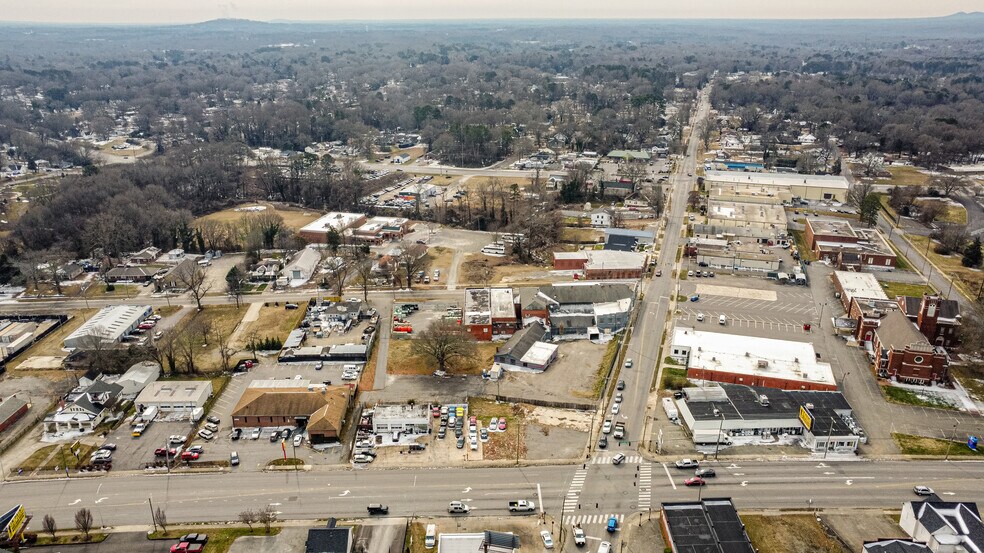 More Photos Of 226 S Linwood Rd, Gastonia Warehouse For Sale